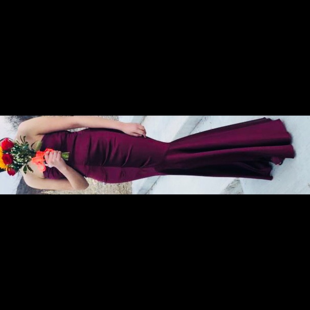 Burgundy Dress🥀
